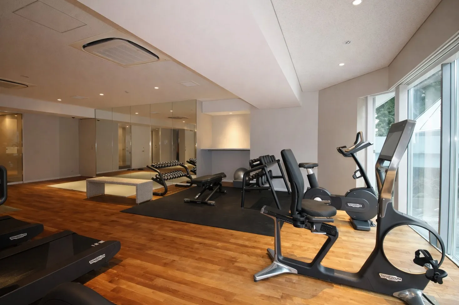 パークマンション三田綱町ザ・フォレスト FitnessRoom