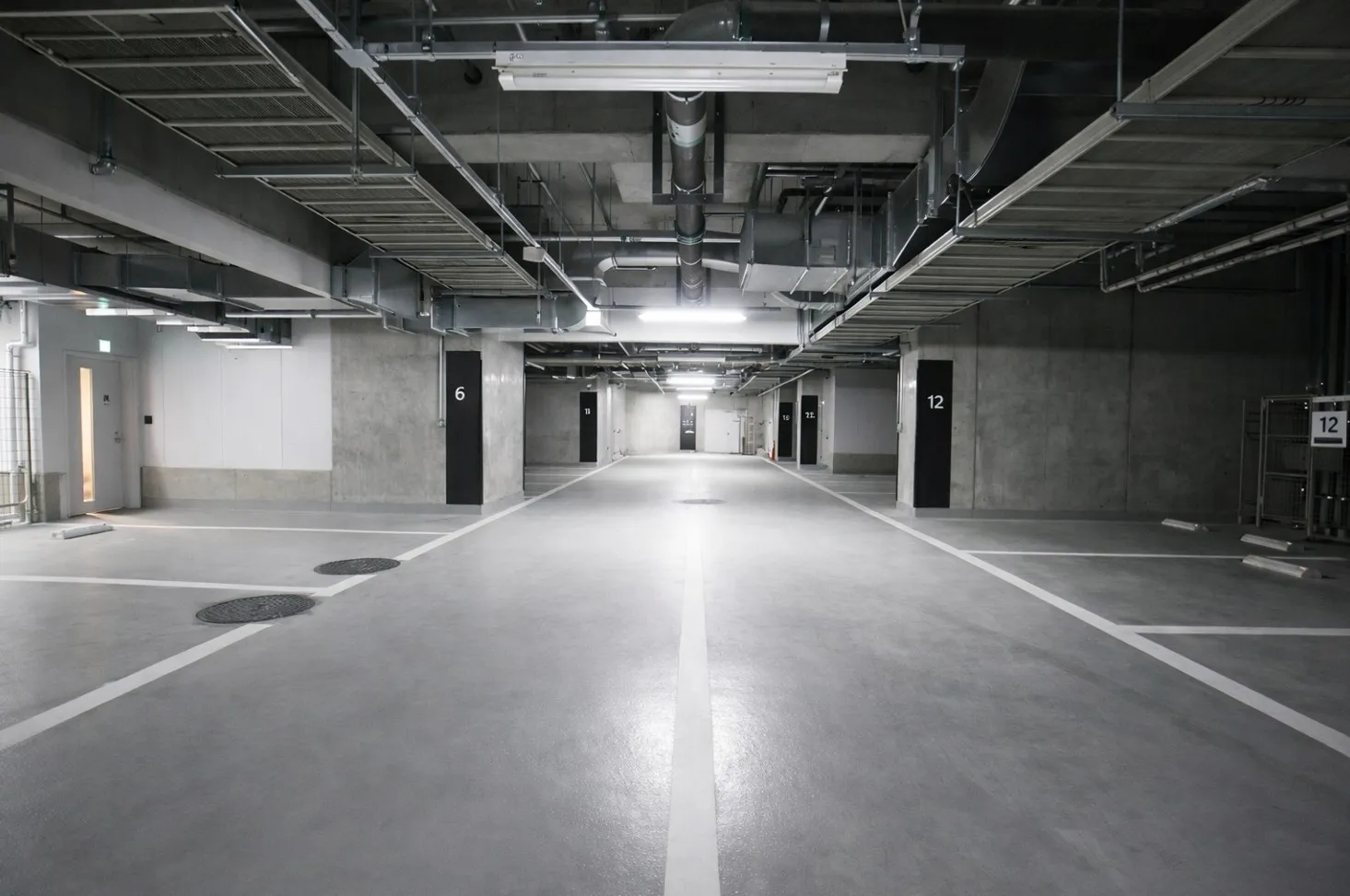 六本木グランドタワーレジデンス Parking