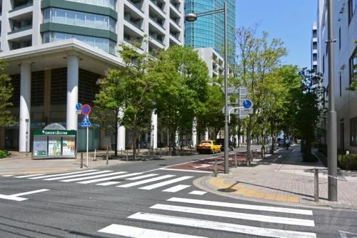 白金高輪駅周辺の歩行者動線に関する資料